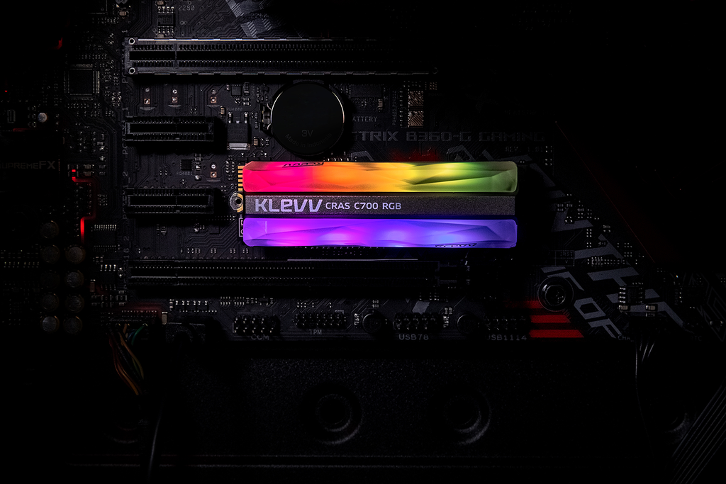 KLEVV Cras C700 RGB