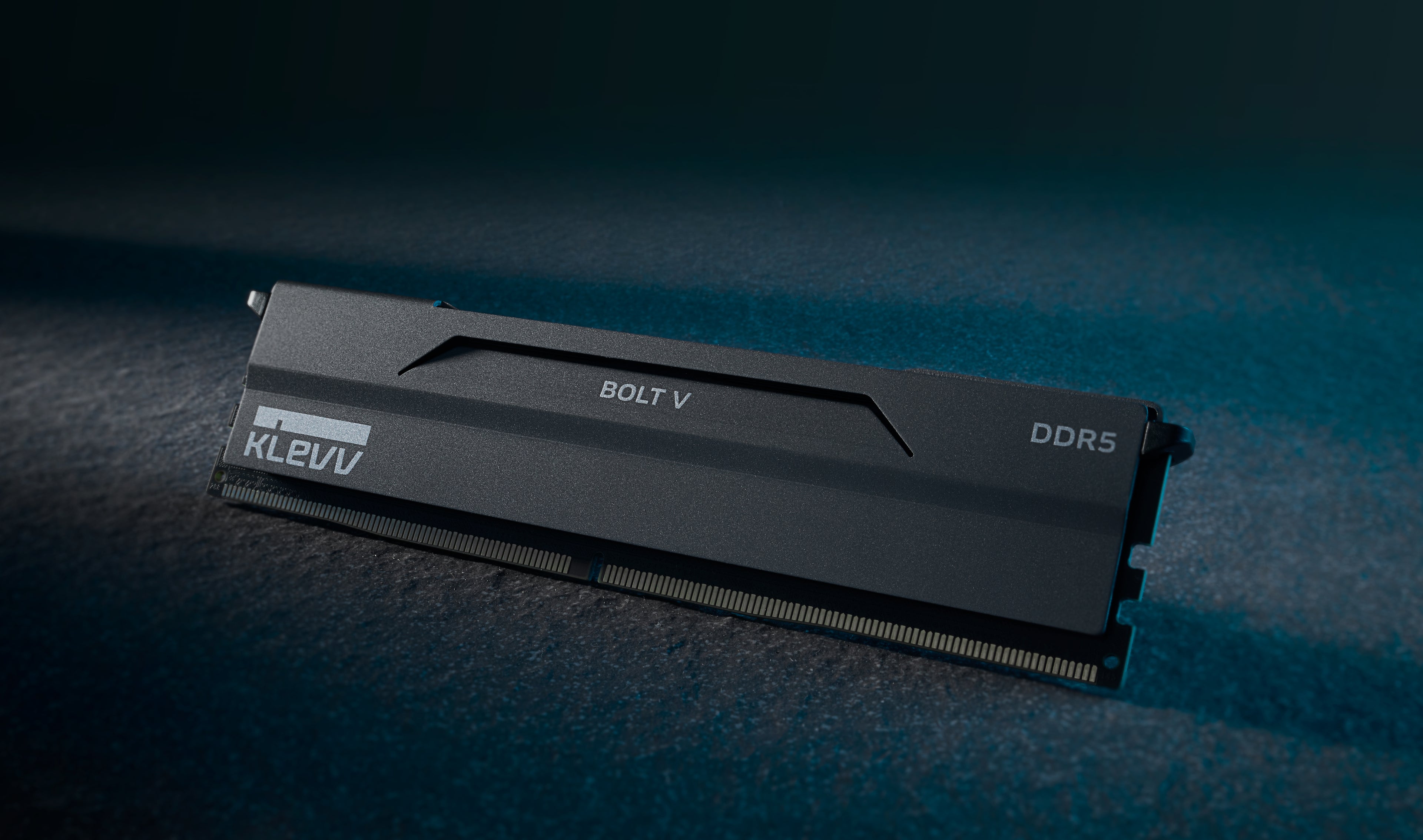 16GB x 2 (32GB) 6000Mhz CL30 KLEVV Bolt V