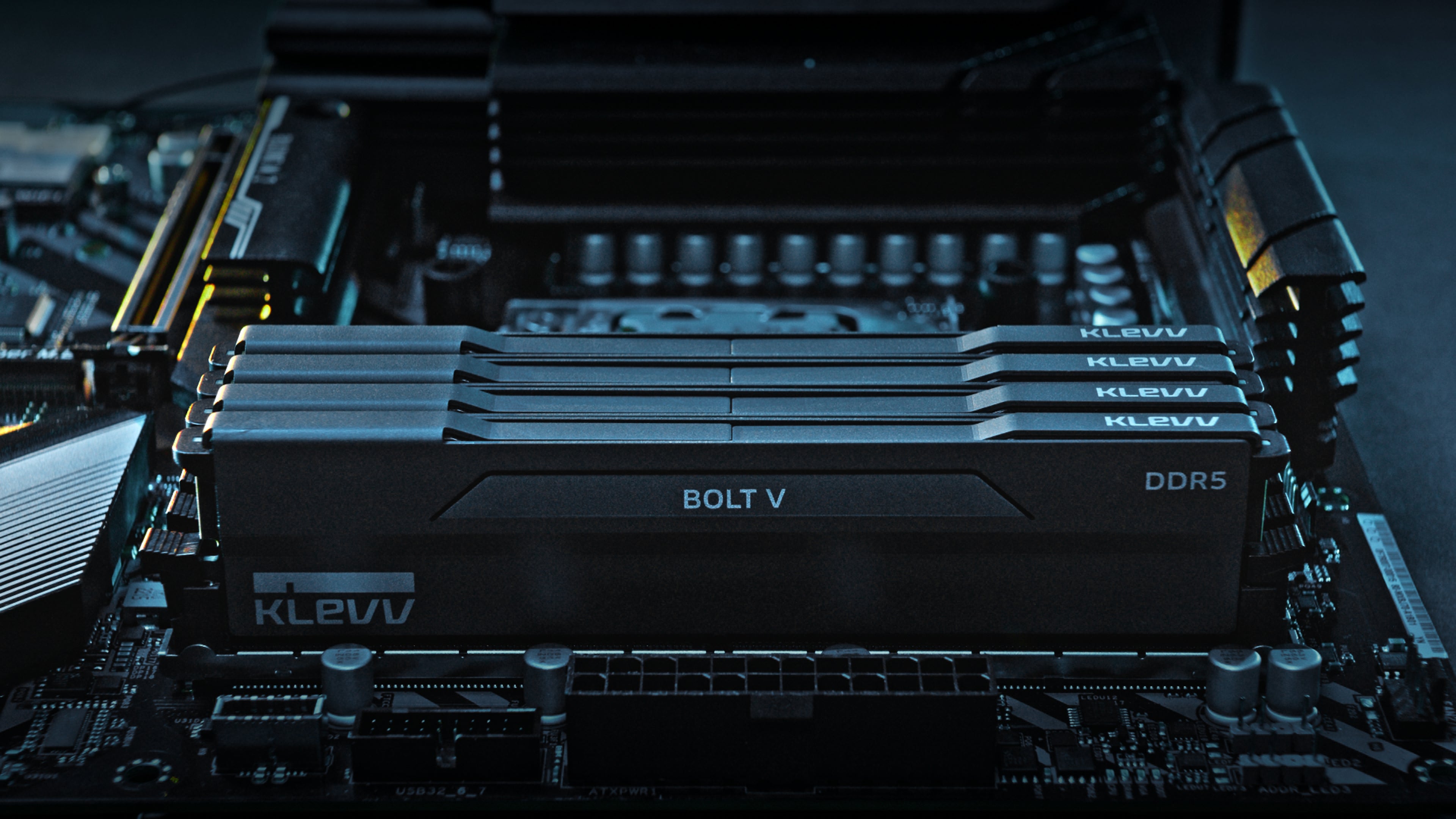 16GB x 2 (32GB) 6000Mhz CL30 KLEVV Bolt V