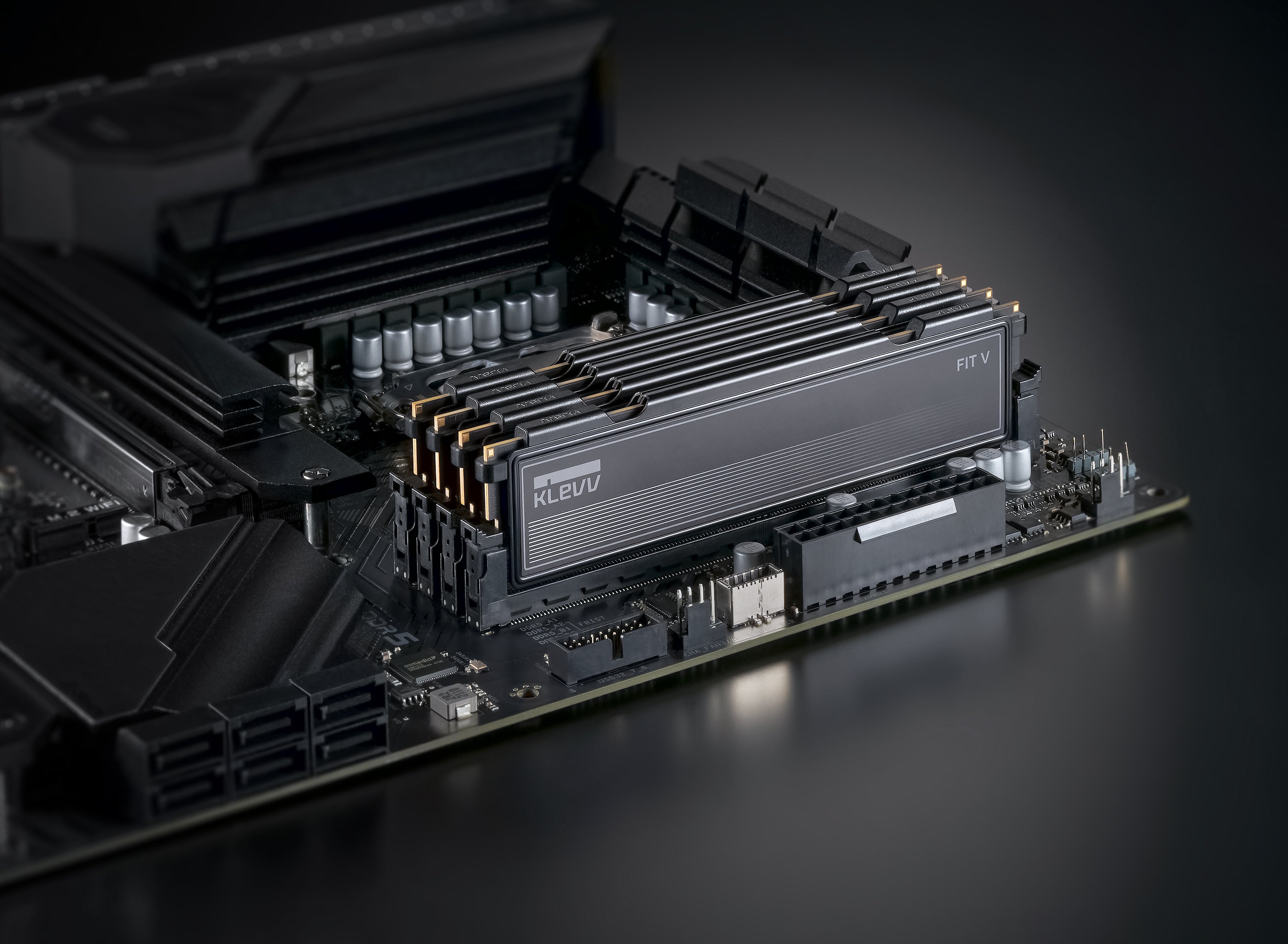 16GB x 2 (32GB) 6000Mhz CL30 KLEVV Fit V